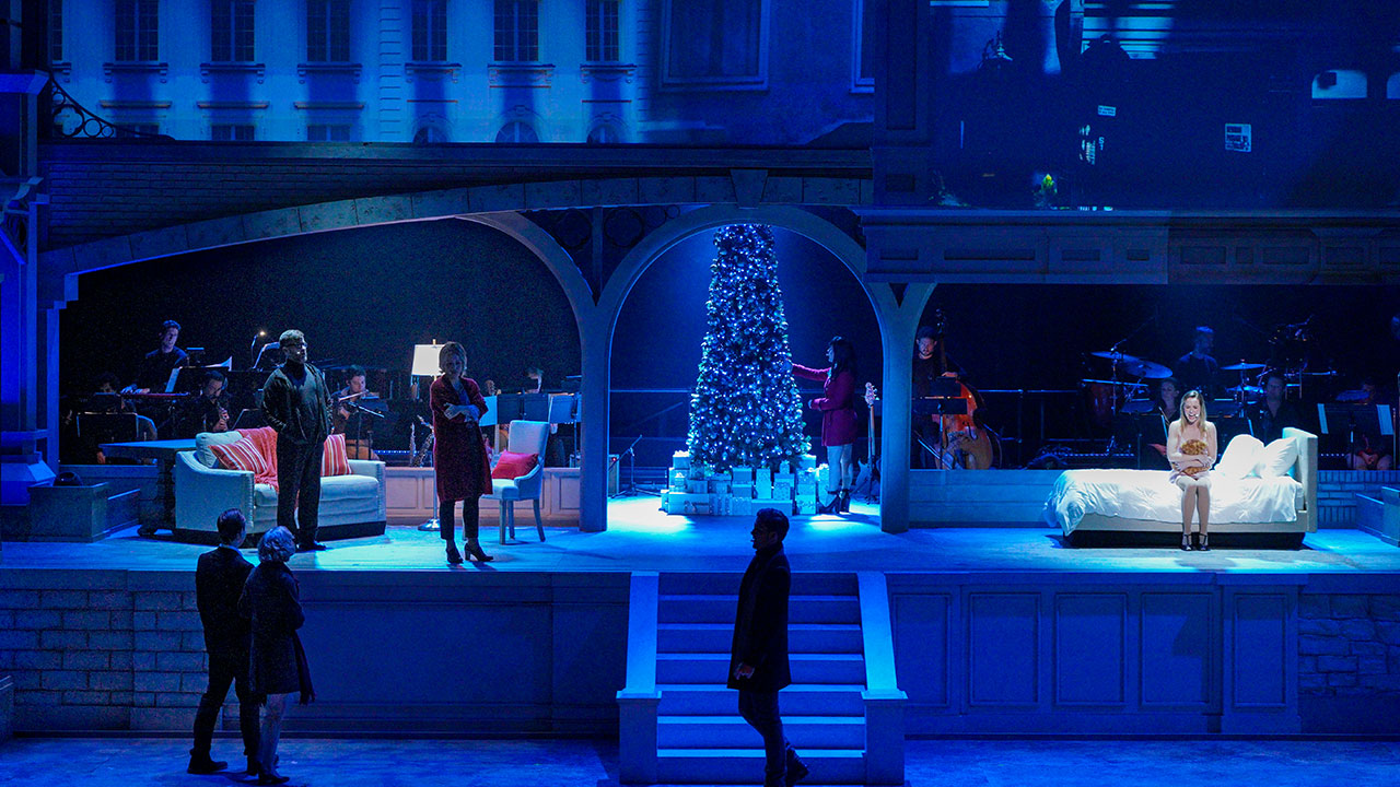 Love-Actually-2-photo-credit_Lawrence-K-Ho Love-Actually-2-photo-credit_Lawrence-K-Ho