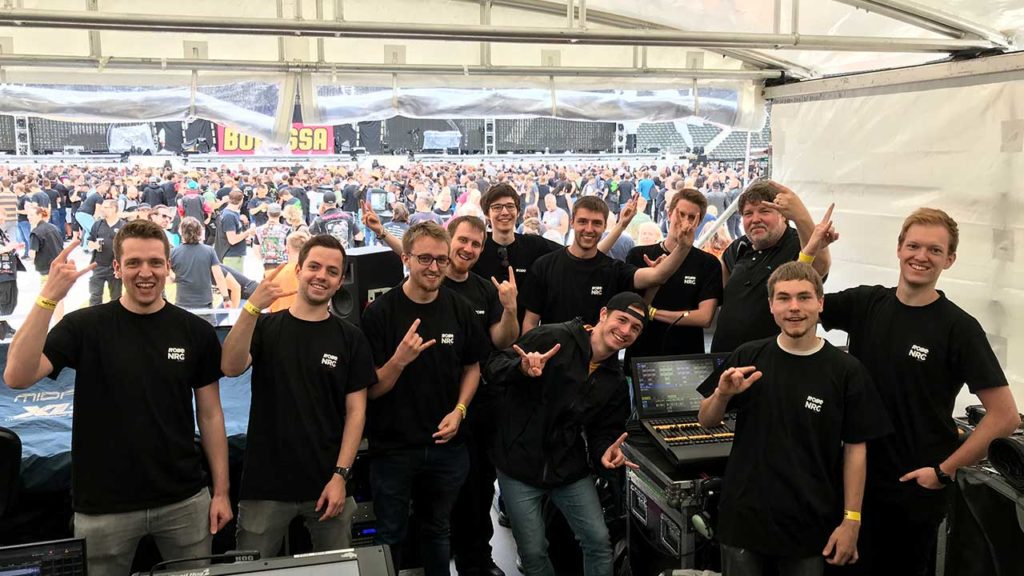 NRG (Next Robe Generation) zu Besuch bei Metallica Konzert in Berlin ...