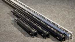 Back in Black - SGM erweitert seine VPL-Serie mit schwarzen LED-Strips und weiterem Zubehör