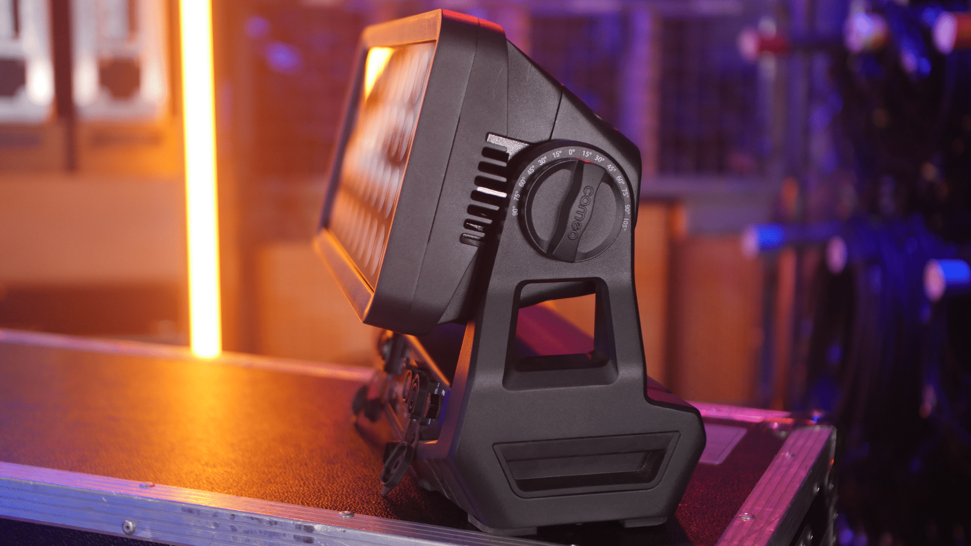 Der Cameo ZENIT W600 G2 von der Seite | Foto: stage223