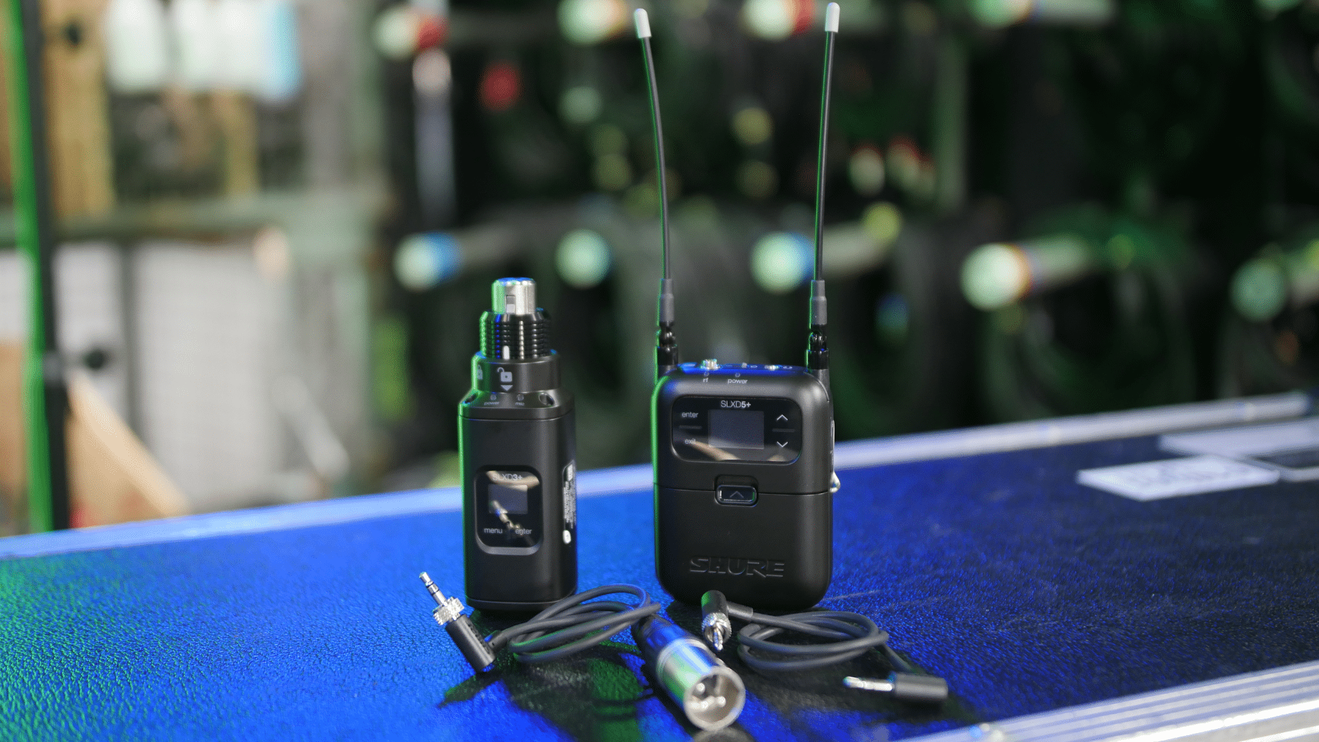 Aufstecksender und mobiler Empfänger der Shure SLX-D+ Serie | Foto: stage223.com